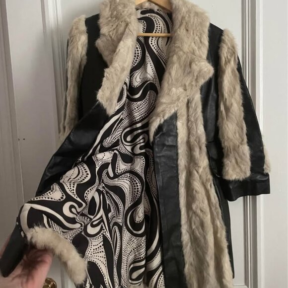 Jackets & Blazers - Groovy Glam 70s Faux Fur & Leather Trench – Size M